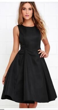 Lulu’s Everything She Does Black Midi Dress Satin Pleated Dress Size Med